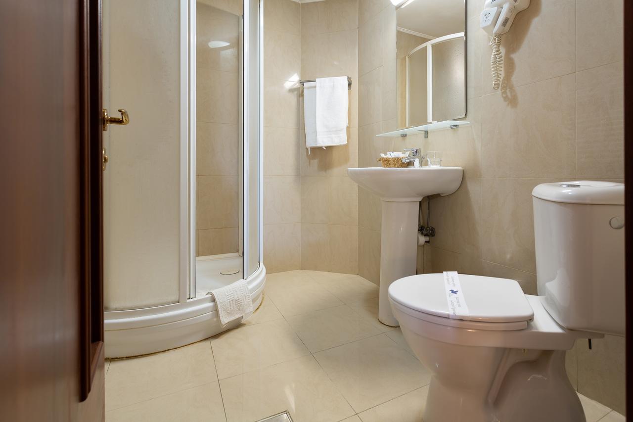 Hotel Casa Danielescu Târgu Jiu Esterno foto